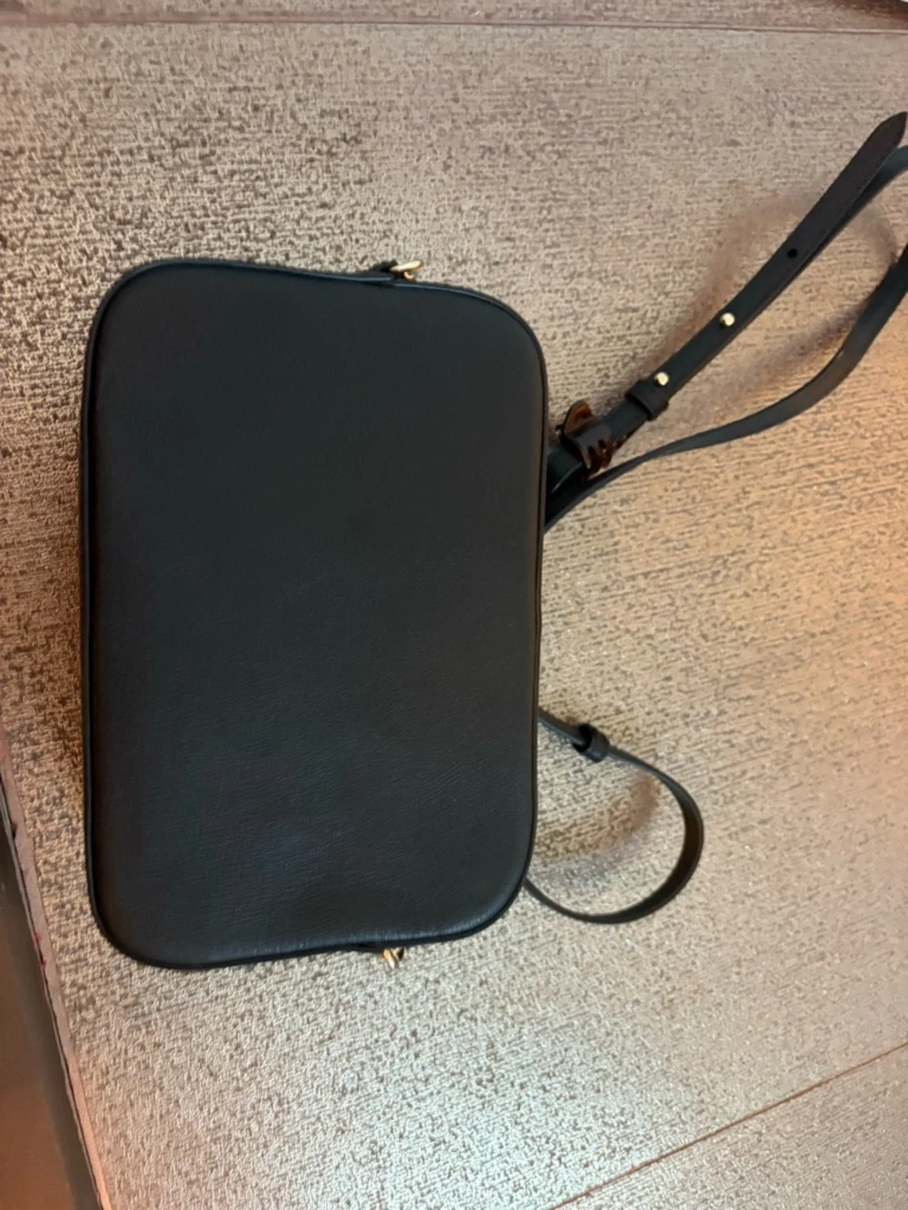 Jimmy Choo Black Leather Camera Bag with Gold JC Emblem - Picture 3 of 4